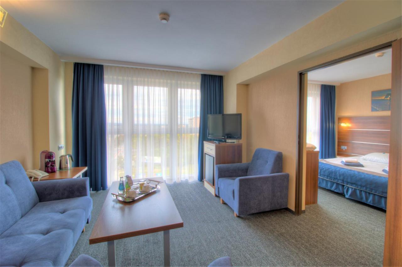 Hotel Tychy Exteriör bild
