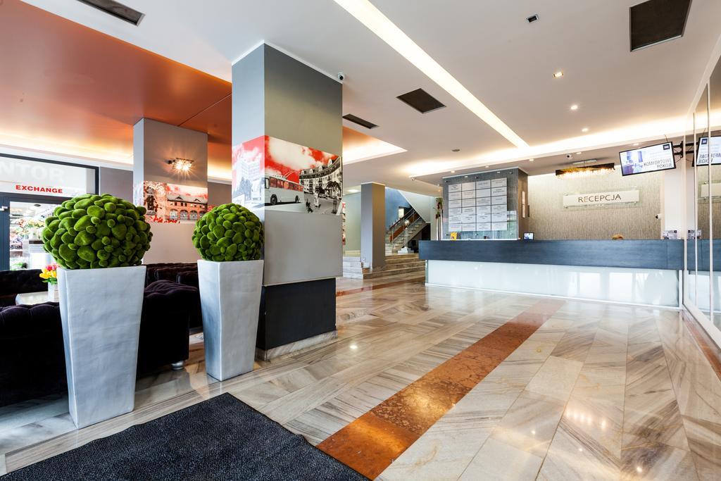 Hotel Tychy Exteriör bild